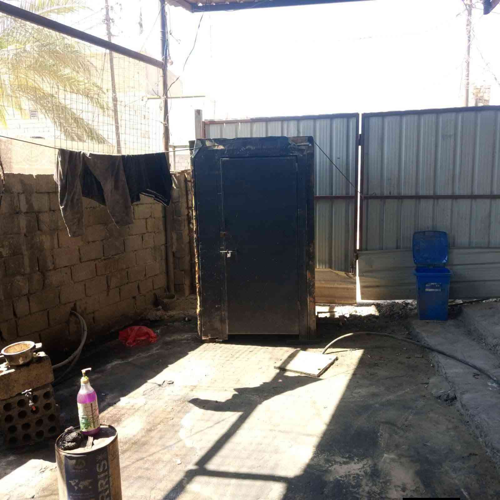 مولده للبيع موقعه في ابو خستاوي داخل المنطقه مساحت الموقع 350 متر    نوع المولدات سكانيات ذهبي شتاء صيف بدون توقف نضام كابينات حصت الكازه 280كيفي للاستفسار اكثر ‏‪***********‬‏
