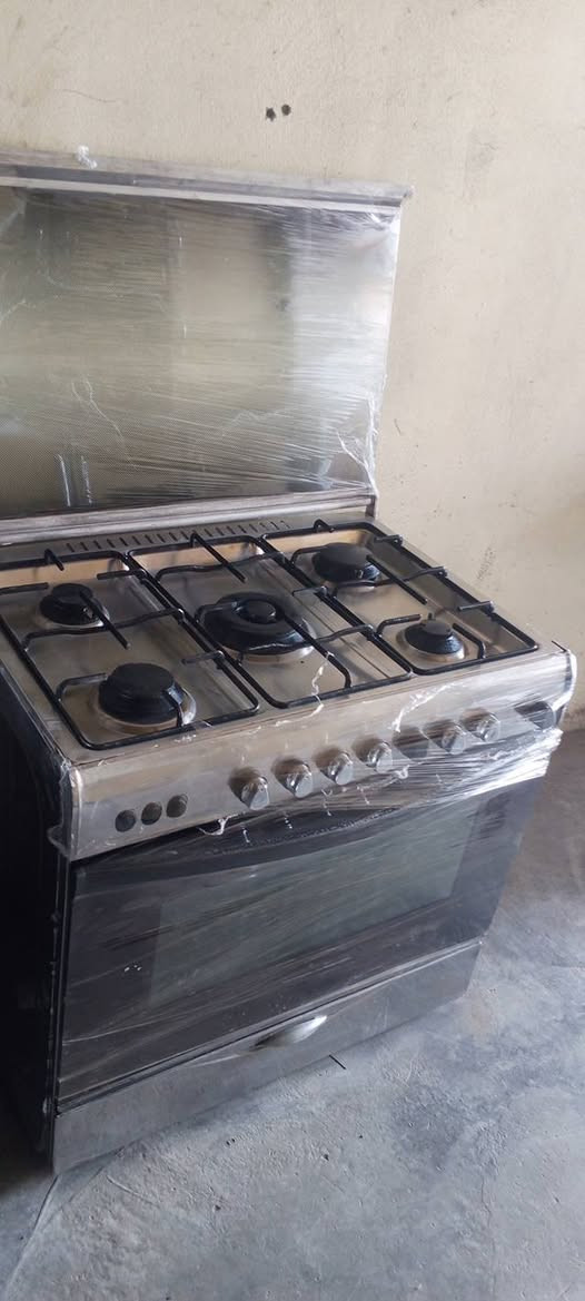 غراض للبيع الاسعار مناسبة جدا للاستفسار ***********بي واتساب العنوان المقدادية  الهارونية مقابل ستوديو الوزان
