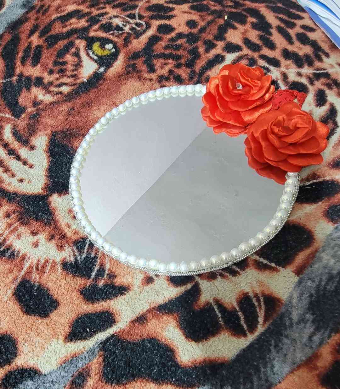 سلام عليكم متوفر جام مزين شغل بيت وحسب الطلب ويوجد توصيل الباب البيت الي حب يطلب متواجد خاص سعر تنافسية الساعر خاص


**إذا كنت صاحب هذا الإعلان وتريد حذفه لأي سبب، رجاءا أرسل رسالة إلى الدعم الفني**