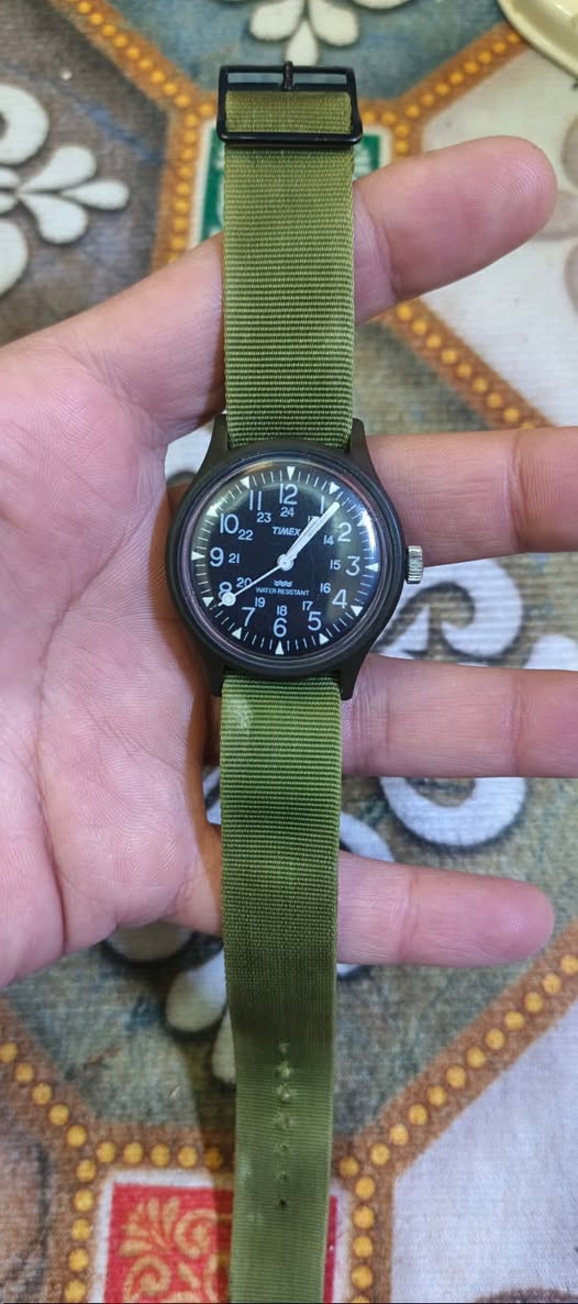 ساعه تايمكس
العسكرية المستوحاة من طراز فيتنام الأصلي. 
قطر 36
نصب تكويك
لمنوس
هيكل خفيف الوزن، غالبًا من الراتنج 
نضام 12و24
مقاومه للماء
السعر خاص يوجد توصيل


**إذا كنت صاحب هذا الإعلان وتريد حذفه لأي سبب، رجاءا أرسل رسالة إلى الدعم الفني**