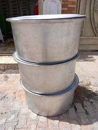 البيع جدوره حشداويات ٣ سيتات العنوان  بغداد رقم الهاتف 07719144199