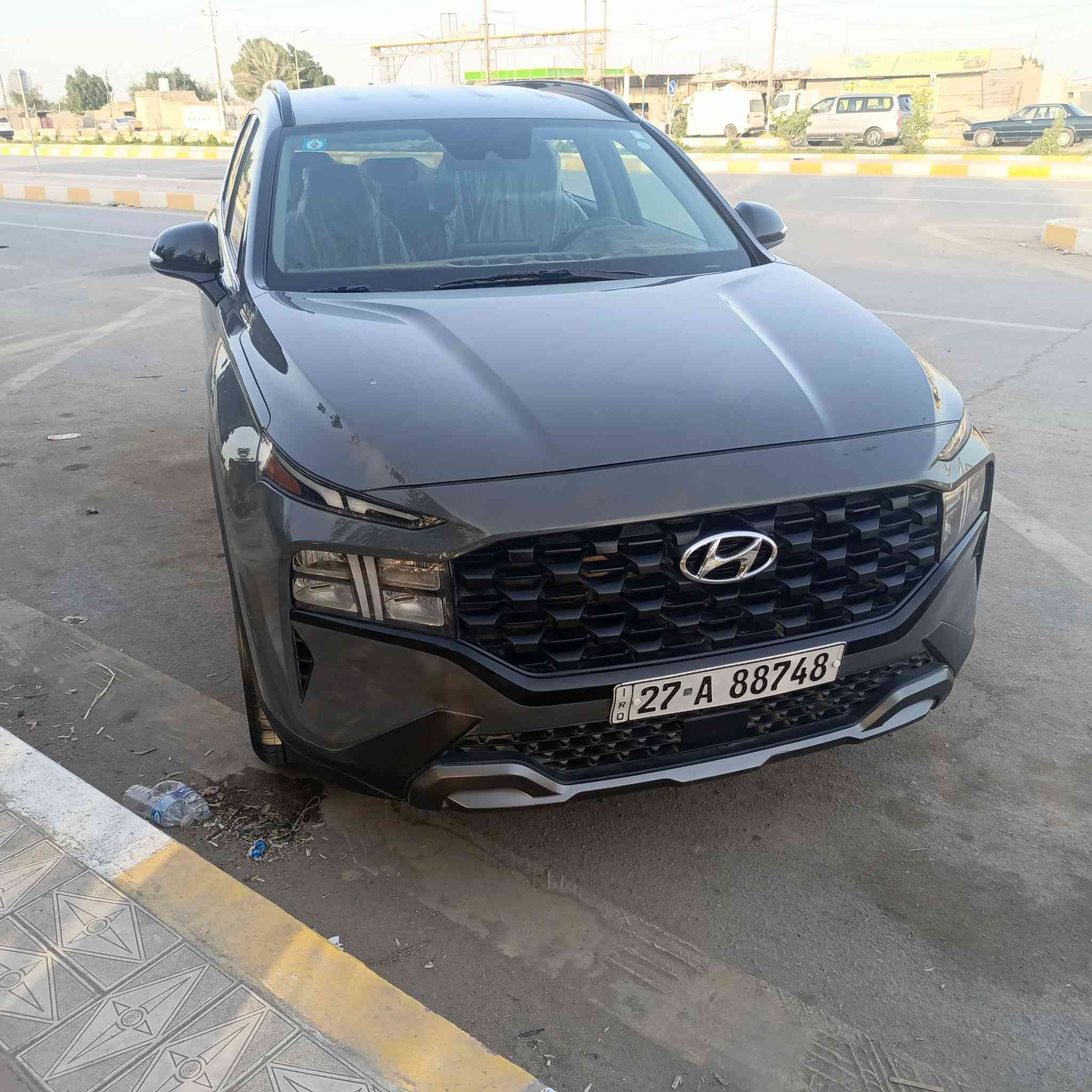 سلام عليكم سنتافيا موديل2023 فئة XRT فول من عده السلايت  225 
داخله تقرير تعمل وتسير مكفوله كفاله عامه عدا شخوط بالدعاميه الخلفيه موضحه بالصور عداد المسافه 18 الف ميل  رقم ذي قار  باسمي ترقيم جديد وهزه جديده تحويل ثاني يوم  السياره وارد امريكي
⭕️بصمة تشغيل وتشغيل عن بعد 
⭕️تحكمات ستيرن 
⭕️تحتوي خلفيه كامره بتقنية (3D)
⭕️كرسي السائق كهرباء 
⭕️مجسات ودخول ذكي
⭕️كراسي اسبيشيال
⭕️تدفئة وتبريد
⭕️تدفئة بالكراسي الامامية 
⭕️فول تحكم ستيرن 
⭕️رادارات تحذير التجاوز والخلف
⭕️رادار الحفاظ على المسار 
⭕️رادارات جانبية وامامية وخلفية 
⭕️اضائة داخلية LED
⭕️لدات امامية خلفية 
⭕️لايت زينون ابيض 
⭕️السيارة ٥ راكب 
⭕️اشاير بالمري 
⭕️شفتات سبورت بالستيرن 
⭕️شاحن جوال لاسلكي 
⭕️تبريد امامي وخلفي 
⭕️داخل كاربون 
⭕️محرك اربعه سلندر ٢٥٠٠ وكير ٨ نمر  ماوس 
⭕️شاشة حجم كبير 
⭕️كير دكم مع سايد بريد دكمة وشفتات سرعه بالاستيرن
⭕️اوتو هولد جيبي اس
⭕️سستم صوت هارمن كارمن سماعات مع دمام امامي وخلفي 
⭕️حساسات خلفية وامامية 
⭕️قيادة ذاتية

***********
