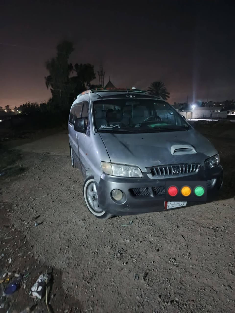 السلام عليكم
الموديل 2002
السعر 45 ورقة وبيها مجال شي قليل 

 محرك 3000

تبريد قطعتين شغال

طخم تاير جديد 

 السياره خير من الله 

 مكاني موصل 

 مكلف بالنشر صاحب السياره

 ‏ ‏‪0776 938 5623‬‏
