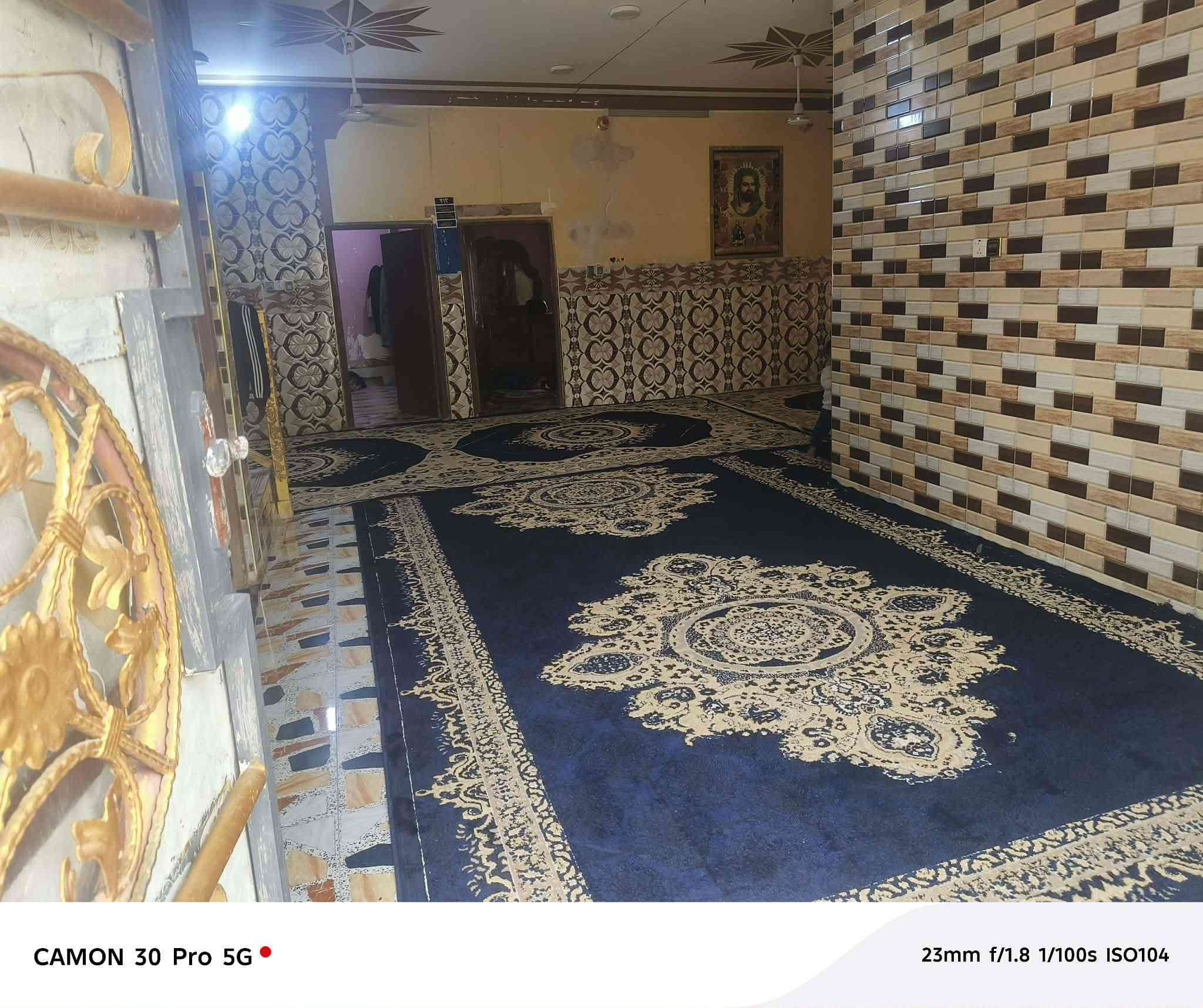 دونميين ونص بيهه بستان وبيت طابق واحد غرفتين ومطبخ وصحيات داخليه و خارجيه ومدخل وبراني وصاله مكانهه ع الحولي الجديد مال الهلالات.للتواصل ***********
