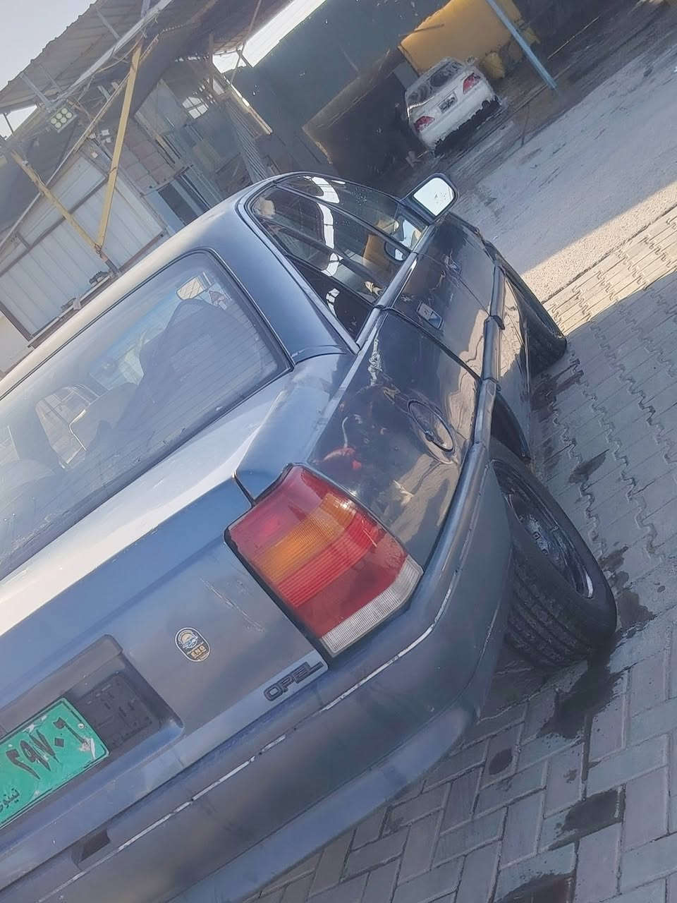 سلام عليكم مكلف بلنشر
اوبل موديل 1989
 بدون صبغ ع بلاد بدون خياس 
 محرك 20 بلادي كير شرط سياره جاهزة من كلشي شرط تحويل بعده فحص
 السعر 20 وبية مجال مراوس حسب القناعة 
 مكان السيارة بيجي
الاتصال على الرقم ***********
