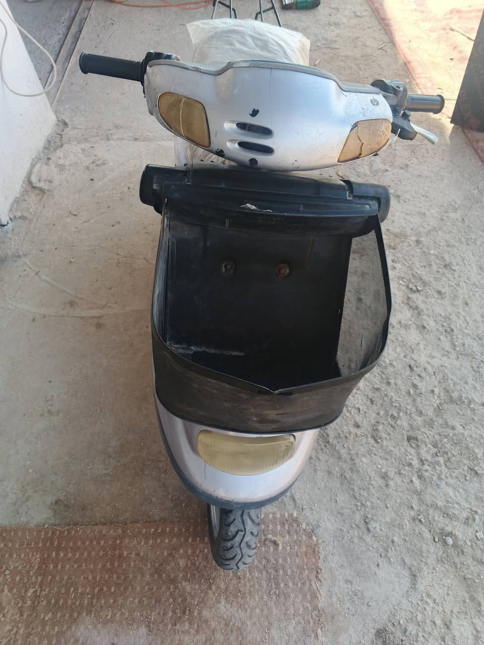 السلام عليكم ورحمه الله وبركاته 
ورمضان كريم عليكم 
دراجه  للبيع🛵  منغولي إم  السله شرط ما مفتوح محركه 
السعر 300  وبيها مجال بسيط حگ الجيه 
العنوان كربلاء الحسينيه
 عون عليه السلام 
***********
ابو اسلام
