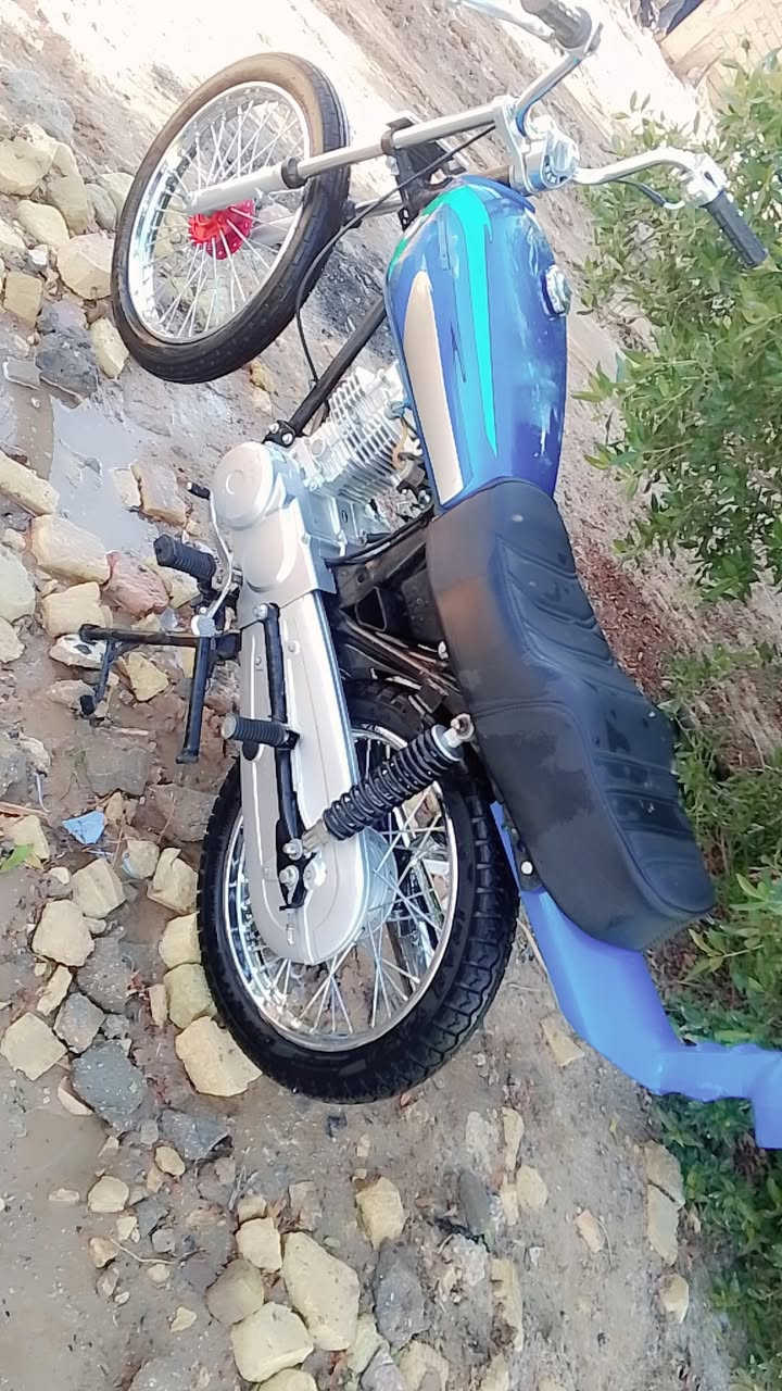 دراجه للبيع تعمير 25 المكان الغراف ***********

