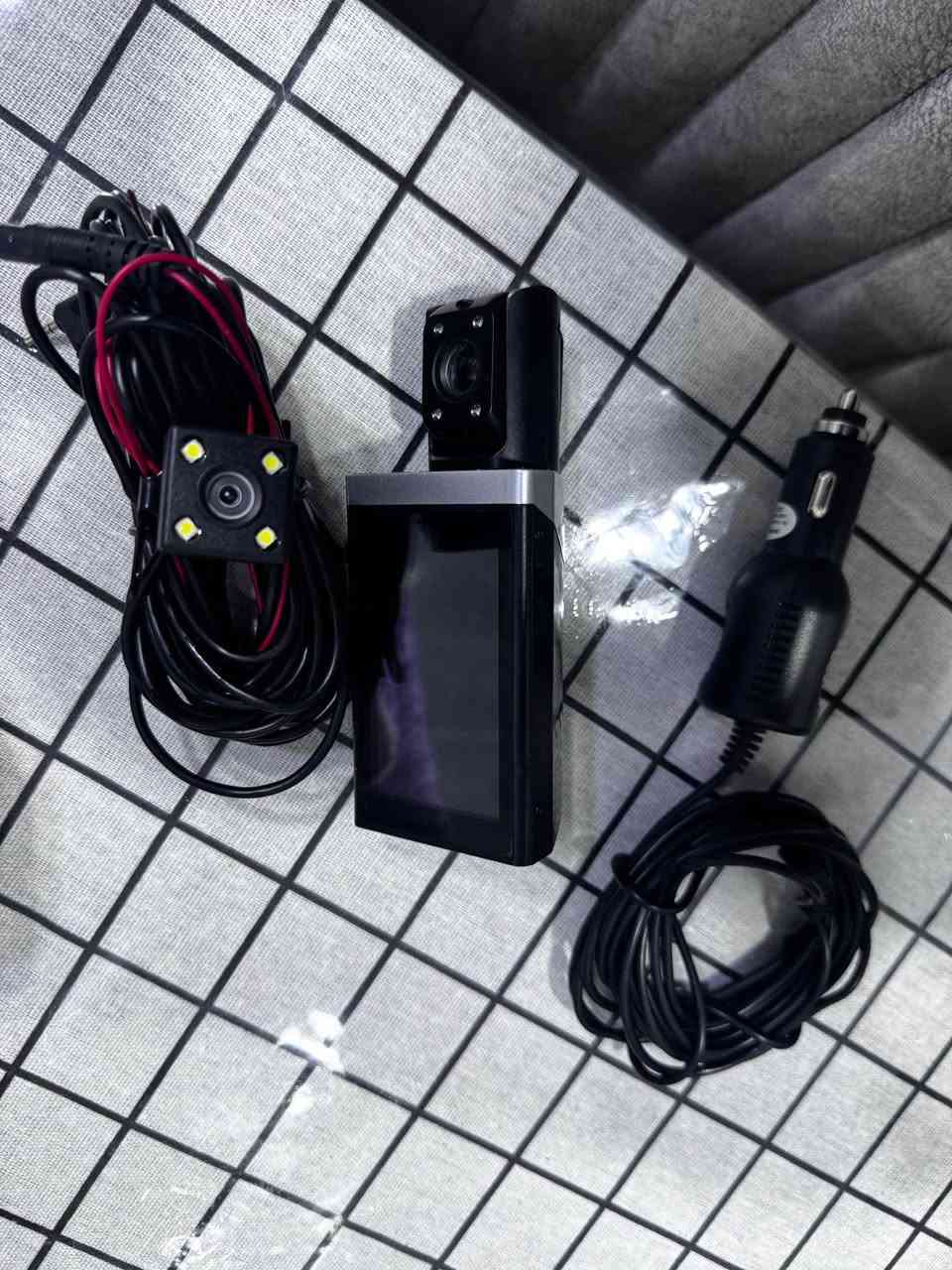 داش كام ٣ كامرات للبيع بدون اي عيب امامي داخلي خلفي فول مواصفات تنربط على جهاز و1080k وضوحها كركوك, العراق


**إذا كنت صاحب هذا الإعلان وتريد حذفه لأي سبب، رجاءا أرسل رسالة إلى الدعم الفني**