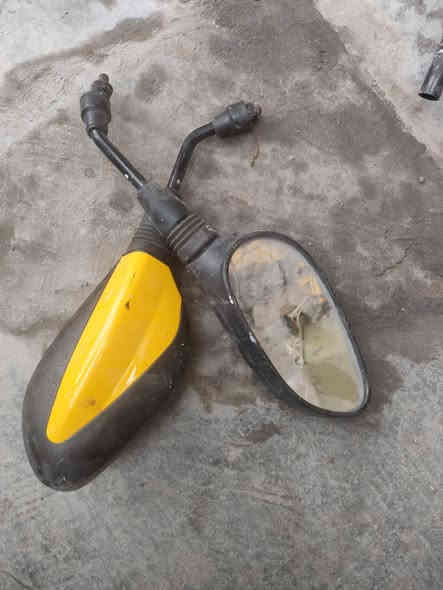 مري سعر 2.. شيال بلاد سعر 15.. شيال راجع نص متر سعر 25..مكاني شارع 30 رقم ***********
