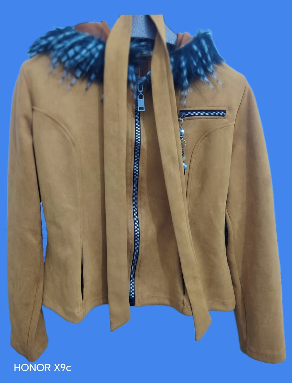 للبيع مستخدم قليل


**إذا كنت صاحب هذا الإعلان وتريد حذفه لأي سبب، رجاءا أرسل رسالة إلى الدعم الفني**