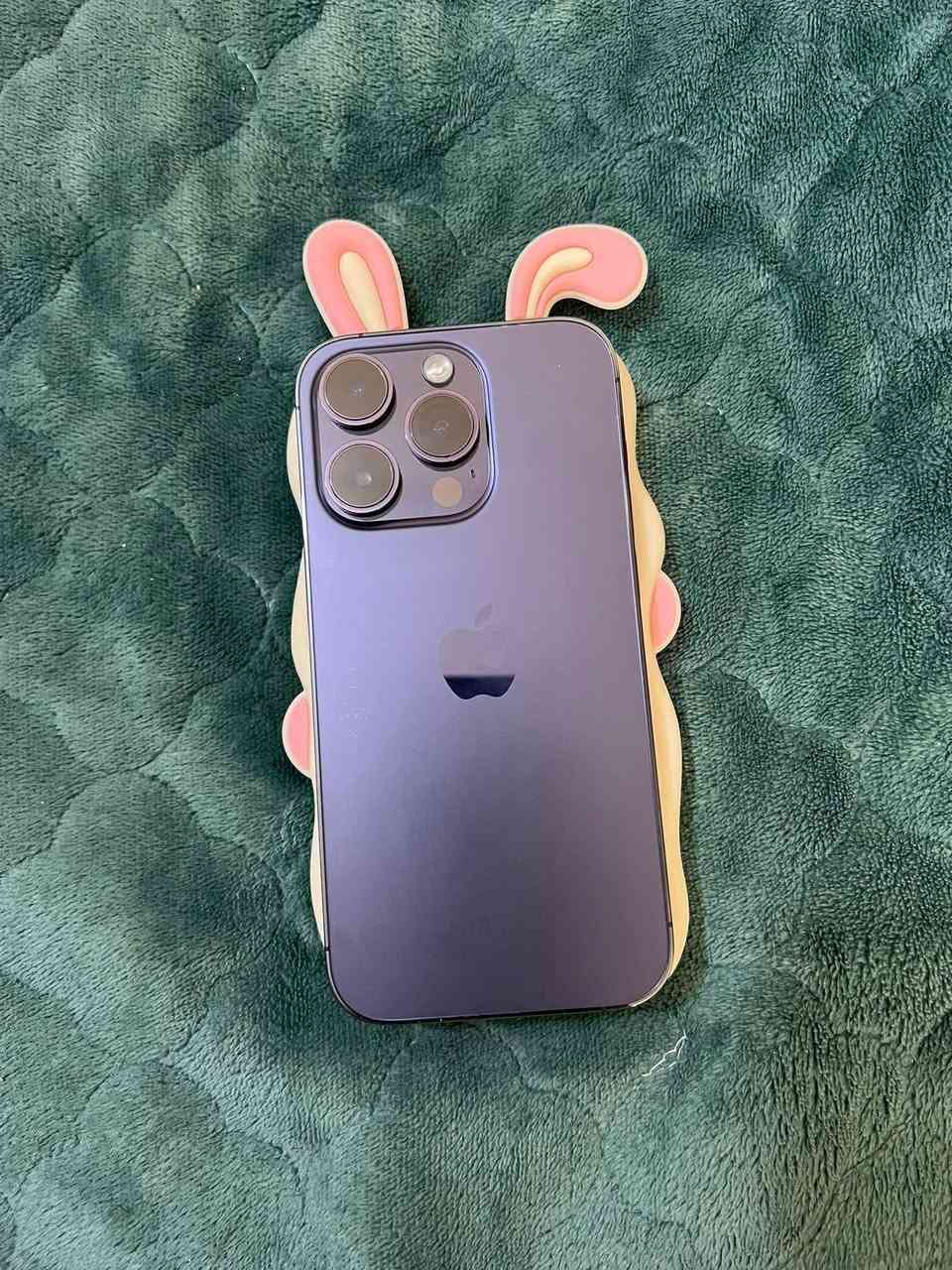 ١٤ برو ( فقط برو) ذاكره ٢٥٦ بطاريه ٨٣ سعر ٦٧٥ من بغداد *********** جهاز مكفول
