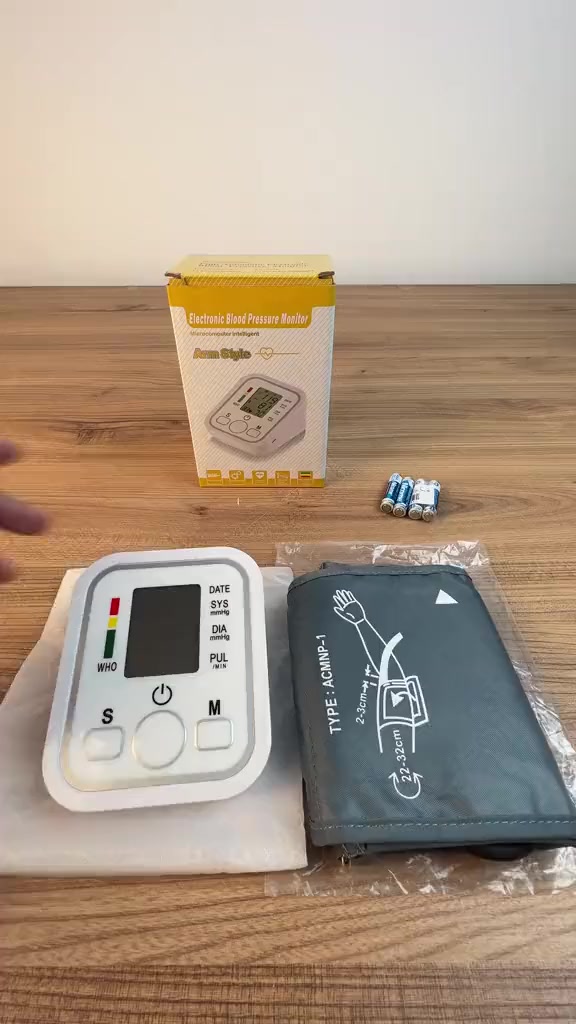 جهاز ضغط الدم الاكتروني 
تصميم مميز وعملي
- شاشة LCD رقمية لعرض النسب

- قياس ضغط الدم: 0-299 ملم زئبقي " 0-3.37 كيلو باسكال "

- ضغط الدم 3± ملم زئبقي " 0.4 كيلو باسكال “ 5± من القراءة

- درجة الحرارة: 5 - 40 درجة مئوية

- سرعة ضربات القلب: 40 - 200 نبضة بالدقيقة 

- ارتفاع الضغط: 70 - 106 كيلو باسكال 

- الرطوبة: 15% - 85% رطوبة نسبية

- خاصية الايقاف الذاتي تلقائيًا بعد 30 ثانية من التشغيل بالخطأ 

- يتم النفخ عن طريق التضخيم التلقائي 

- يعمل عن طريق البطاريات نوع AAA  وكذالك يعمل عن طريق الشحن 

- طول الصمام : 60 cm

- الابعاد : 17 * 10 * 14 cm
يوجد خدمه توصيل لجميع المحافظات العراق


**إذا كنت صاحب هذا الإعلان وتريد حذفه لأي سبب، رجاءا أرسل رسالة إلى الدعم الفني**