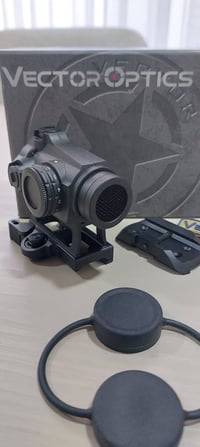 ريد دوت • فيكتور • مافريك