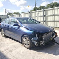 النترا وارد امريكي موديل 2020 حادثها الجاملغ الايسر جهة السائق مبدل وط...