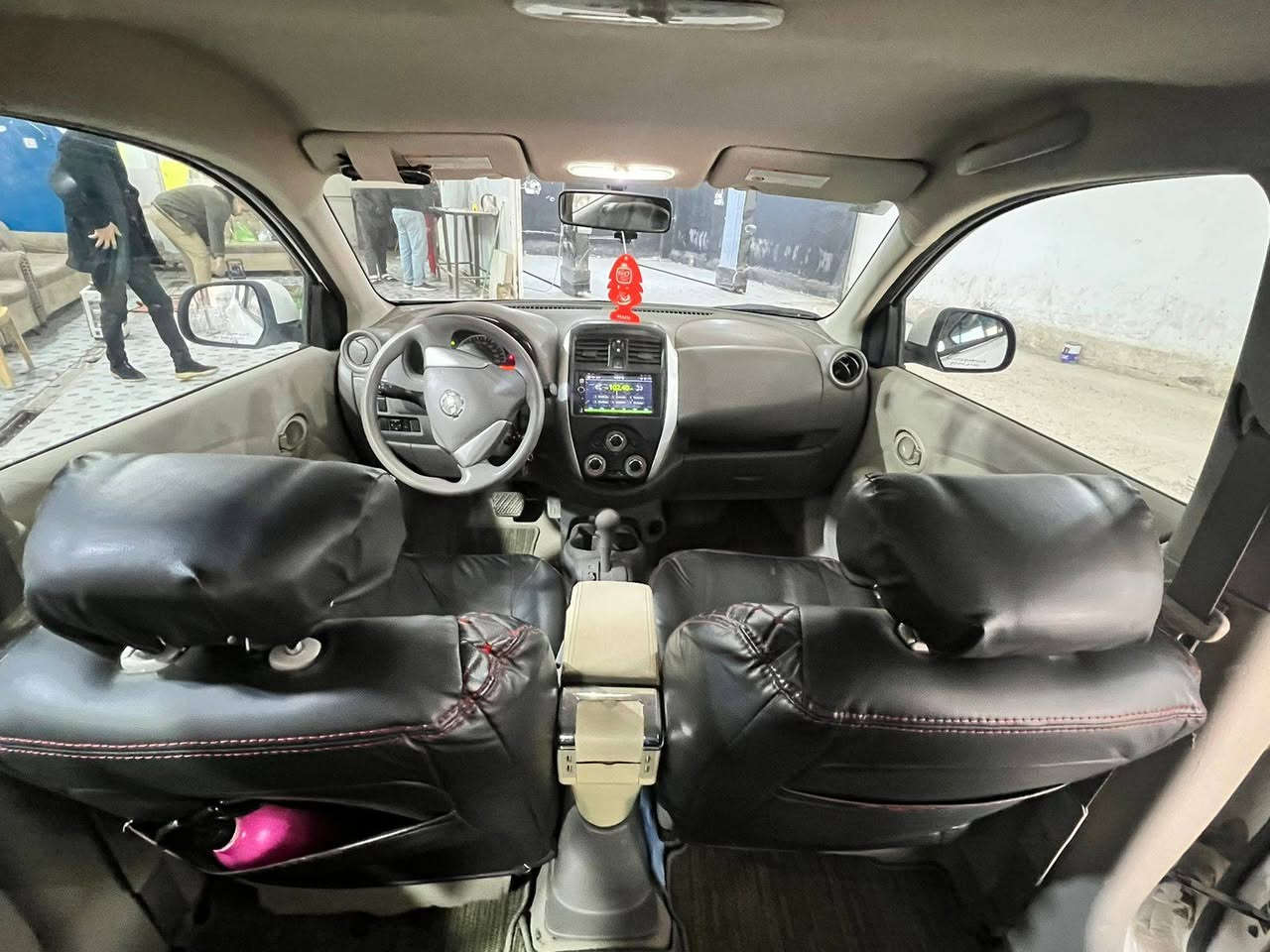 السـلام عـليكم نيسـان سـني ٢٣ مـعوقين
سعرها ١١٨ وبـيها مجـال بسيط وكـتاب الفحص موجود بالصـور العنـوان نـاصريه مركـز  ***********
