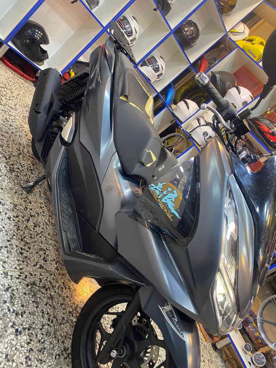 السلام عليكم شباب بي سي اكس الجيل الرابع ياباني اصل السعر٣٠ وبيها مجال بسيط دراجه كفاله عامه من الزلغ ماشيه ٢٥ الف دراجه اشكد مااكول جديده قليل بحقها  مكاني بغداد شراي خاص او واتساب  ويدلل *********** بس واتساب
