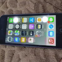 ايبود الجيل السابع • ٣٢ جيجا • نظافة ٩٥%