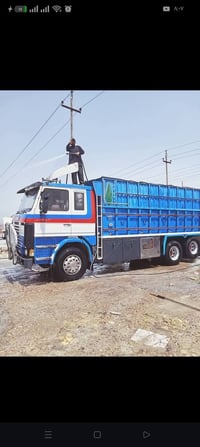 سكانيا • موديل 96 • مكينة 143