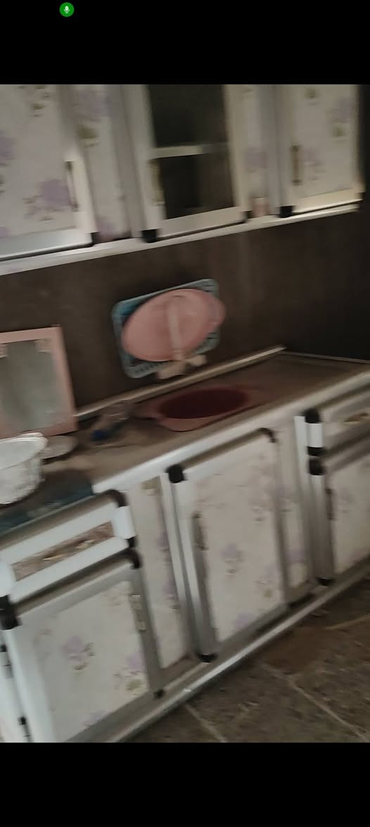 سلام عليكم اخوان كاونتر للبيع كامل الملحقات 3قطع كلش نضيف مكاني علوت الفحل الكوفة الاستفسار التصال واتساب أو على الرقم التالي ***********
