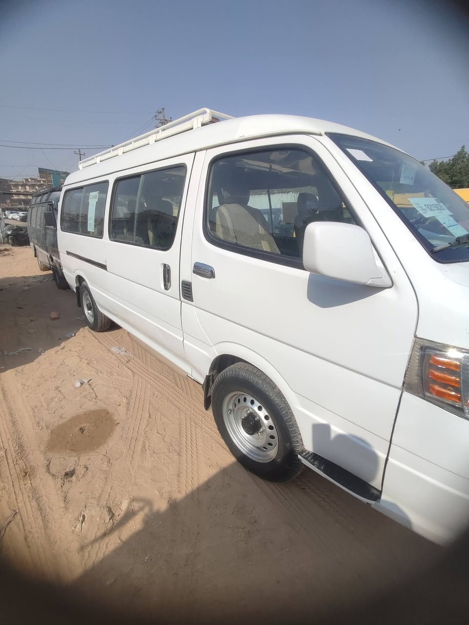 السلام عليكم اخوان جنبي للبيع موديل 15
رقم انكليزي السياره خير من الله السعر 93 اوبيه مجال مكان السياره بابل الحله رقم التلفون ***********
