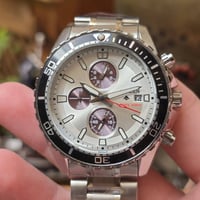 كاملة الاختام • ماكينة كوارتز • مقاومة ماء