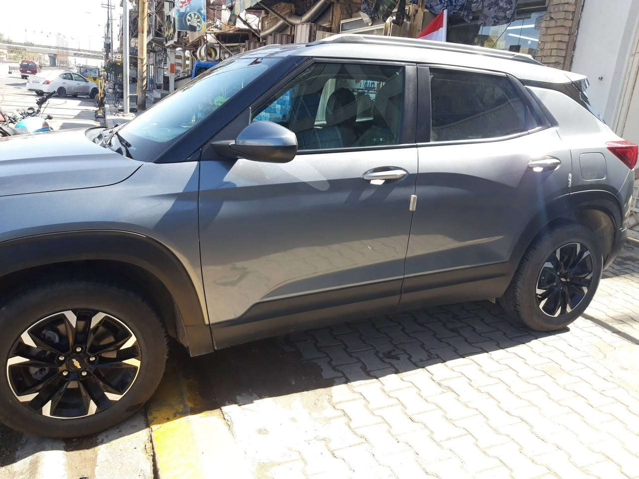 تريل بلايزر ٢٠٢٢
١٣٠٠ توربو
عداد المسافة ٤١ الف ميل قابل للزيادة

حادثها بداية البنيد والجاملغ راجع نفسها وصور الحادث بالمنشور
ورقم الشاصي 

مواصفات:
بصمة ابواب وبصمة تشغيل
بانوراما
سلايد روف
سايد بريك دكمة
اوتو ستوب + اوتو هولد
رادار 
نقطة عمياء
كاميرا
انظمة قيادة عادي ورياضي
كير عادي ٨ نمر

تحديد مسار 
مانع انزلاق

دفع رباعي AWD
تشغيل عن بعد
شاشة كبيرة وبلادي تفتح اندرويد اوتو وكار بلي
مباشر واي فاي او عن طريق الكيبل

الصندوق يفتح ٤ حركات
من الباب والبصمة ولمس
وحساس حركة بالرجل

السعر  ١٣٥ وبيها مجال

للتواصل واتساب فقط
كربلاء
***********
