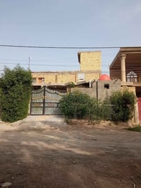 الهاشمية حي العسكري • ١٥٠م • حديقة داخلية