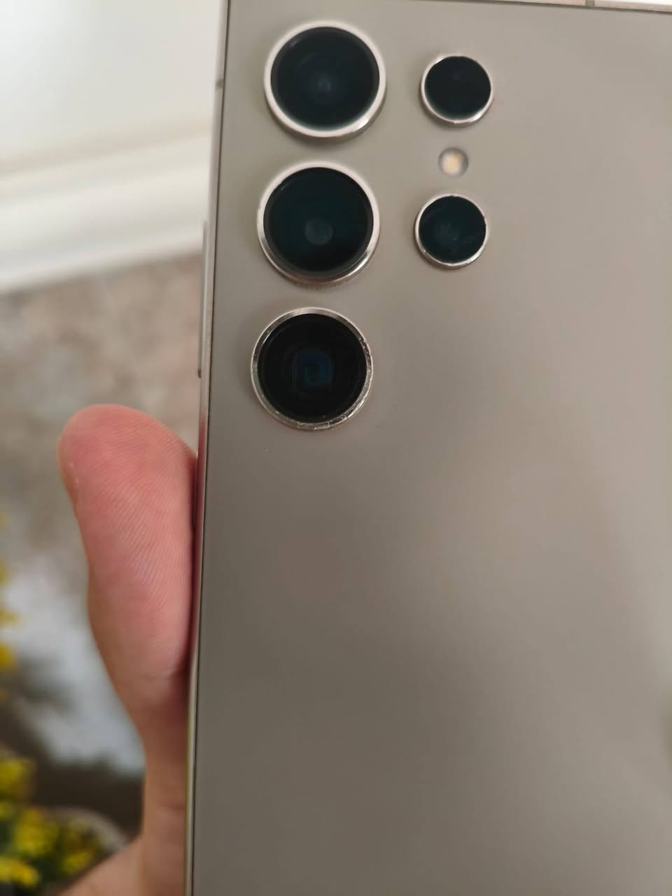 السلام عليكم
Samsung S24 Ultra 

شرق الاوسط Dual Sim

اللون تيتانيوم 

الجهاز نظيف ما مبدل اي شيء 

256/12 

مع الكارتون وبدون شاحن

رايده 950 وبي مجال 

مكان/ الانبار/ الرمادي  

***********
