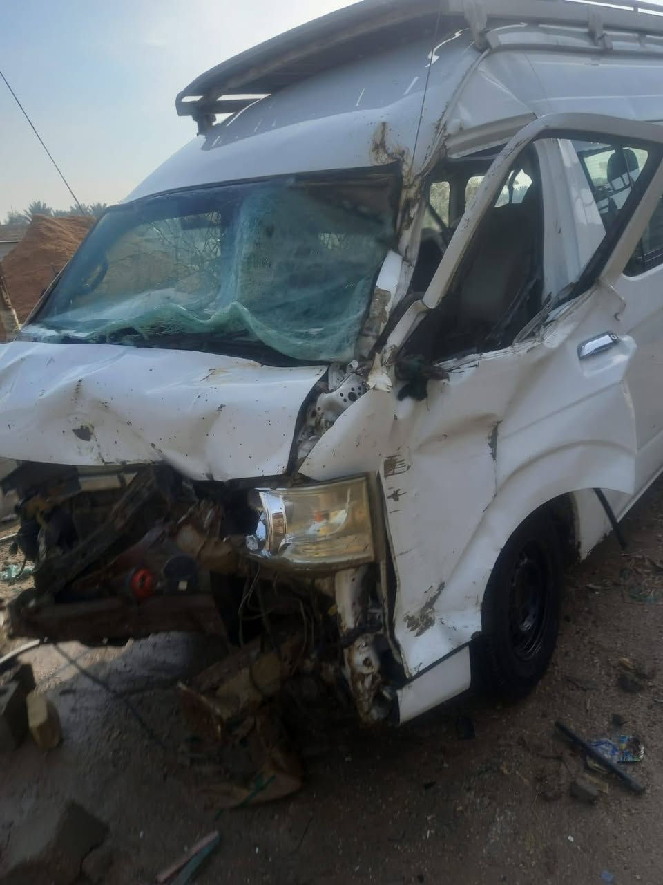 جنبي 2015 مضروبه للبيع***********
