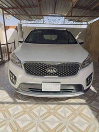 للبيع سورنتو موديل 17 خليجي 6 سلندر  فول مواصفات كفاله عدا الي موضح با...