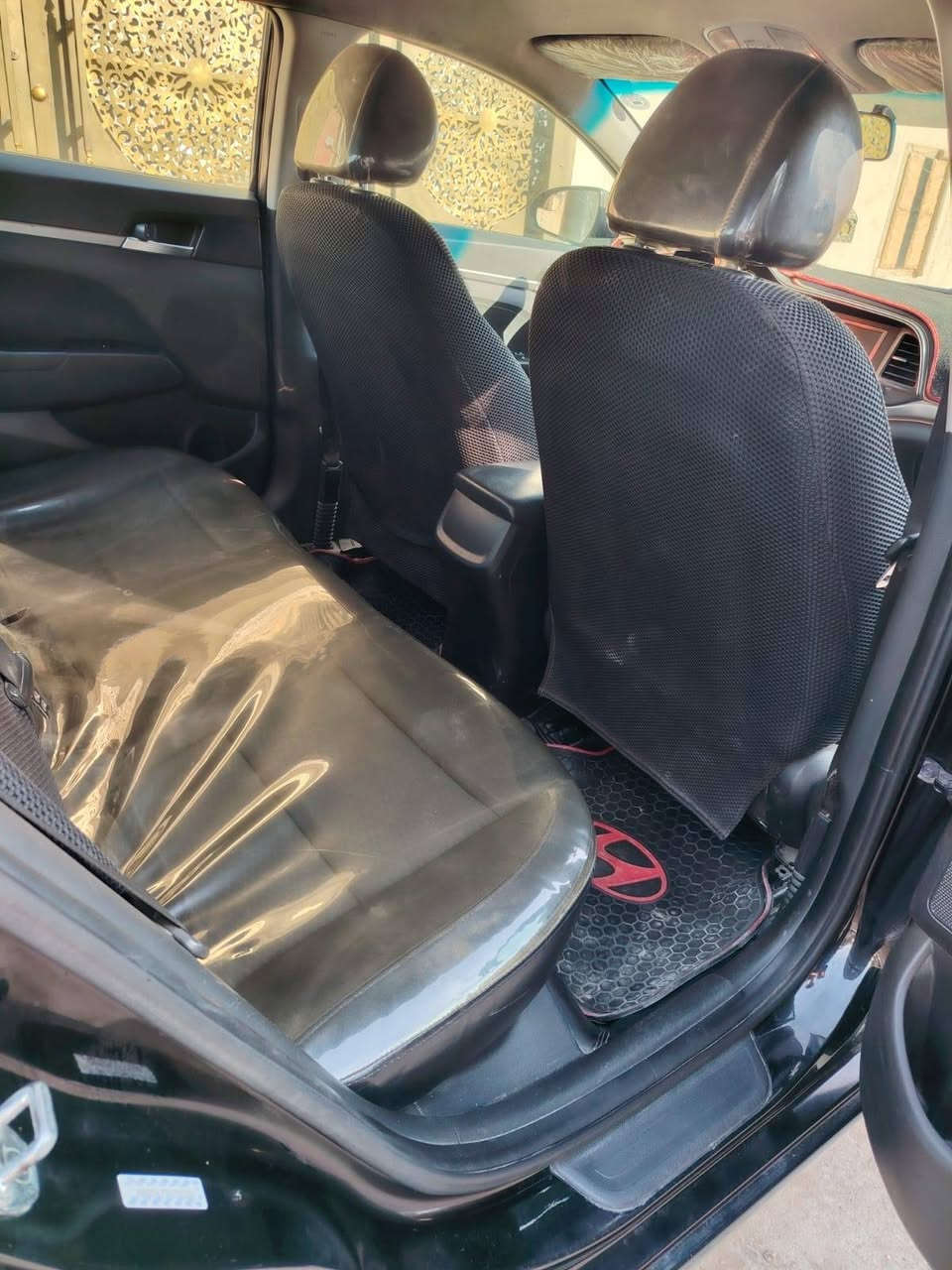 سلام عليكم النترا موديل 2019 السيارة جاهزة من كلشي رقمهة أربيل جديد هزة بشهر 11 السيارة بسمي سنوية لغاية 2030 حادث السيارة فقط شبر صبغ بل بنيد السياره مكفولة من السرقة والكص مكان السياره بغداد السعر 135 وبيهة مجال 
الرقم ***********
