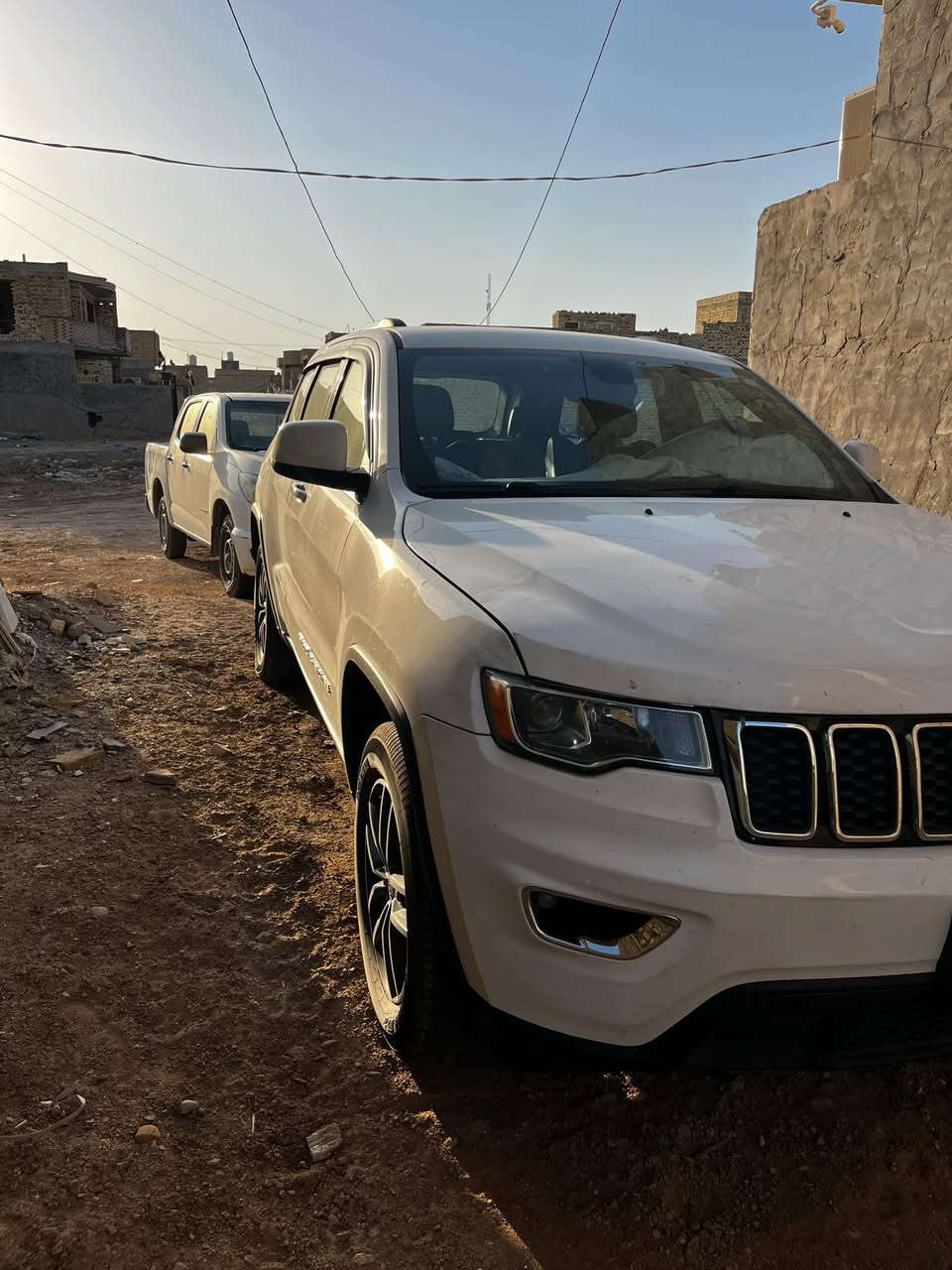 السلام عليكم 
جيب لاريدو 2019
رقم بغداد مشروع وطني بأسمي 
رقم جديد هسه بدلته والسنويه هاي السنة جددتها وهزه جديده
وارد امريكي حادثها كلششش خفيف موجود الصور بالمنشور
كشنات جلد وشامو مطعم
رادار جانبي وحساس خلفي وتنبيه بالتصادم والتوقف
توقف ذاتي
السياره تو ويل المرغوب
السياره جديده جداً بمعنى الكلمة ما مشيه قليل بالنسبة لموديلها 52 الف ميل
طخم تاير جديد
مسويلها ادامه كامله لمنظومة الاحتراق
سعرها 255 بيها مجال بسيط
مكان السياره العماره
للاستفسار اكثر مراسلتي خاص


**إذا كنت صاحب هذا الإعلان وتريد حذفه لأي سبب، رجاءا أرسل رسالة إلى الدعم الفني**