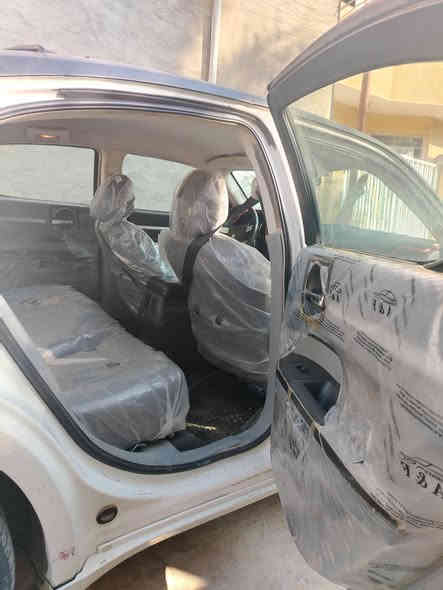 هلو سلام عليكم  اخوان سيارة بيع مستعجل سيارة أدوات وبيهة كصة جنطة فقط وسيارة  جديدة يعني جديدة سيارة متومة رقم أربيل سيارة وسعرهة بلاش 45  وبيهة مجال لتصال ***********
