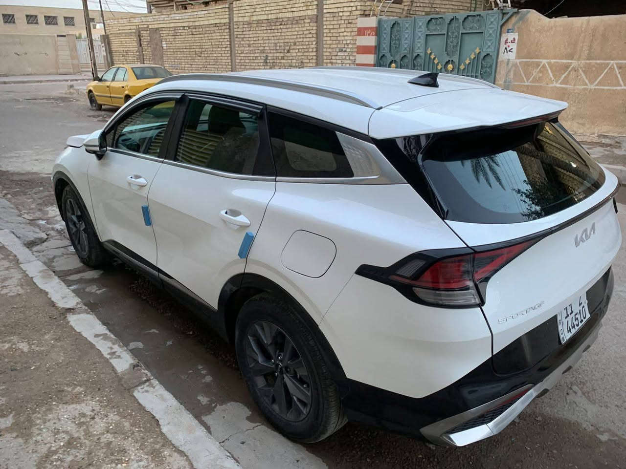 السلام عليكم
سبورتج ٢٠٢٤ برستيج

العداد ١٧٠٠٠

كاميرات جانبية

محرك كاز ديزل ٢٥٠٠

اقتصادي سوبر جارج

نظام ايد بلو

صندوق شفط 

مقاعد كهرباء

تدفئة تبريد كشنات و استيرن

درايف مود

اوتوهولد

هاند بريك بصمة

تحكم استيرن جهتين 

شاحن واير ليس 

شاشة ذكية متصلة

كير ماوس

منافذ usp بالكشنات

مواصفات أخرى

حادث لغد جهة السايق

السعر ١٤٠$

***********
