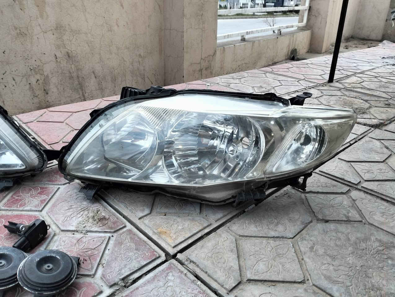 لايتى كرؤلا ٢٠٠٨ تا ٢٠١٠
بؤى ئه بيت  ٤٠ هه زار
ئه رفلؤى شوته هه ردوكى ٢٠ هه زار
هؤرنى بيلاد كرؤلا هه ردوكى
٢٠ هه زار
شوين سليمانى ***********
