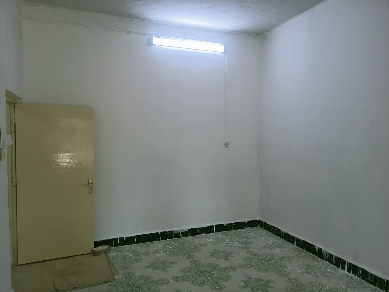 يتوفر بيت للايجار العنوان
ابو الخصيب ابو كوصرة  قرب  حسينية الحسان 
المساحة 180متر 
يتكون من 2غرف نوم صالة ديوانية صحيات  وكراج سعر اليجار 400قفل 
ستفسار خاص


**إذا كنت صاحب هذا الإعلان وتريد حذفه لأي سبب، رجاءا أرسل رسالة إلى الدعم الفني**