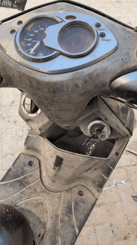 سلام عليكم
سكنس ياباني قبق نفخ 
يرادله تجفيت ابيع كوم حديد 
400او بيه مجال مكاني بغداد مدينه الصدر 
***********
