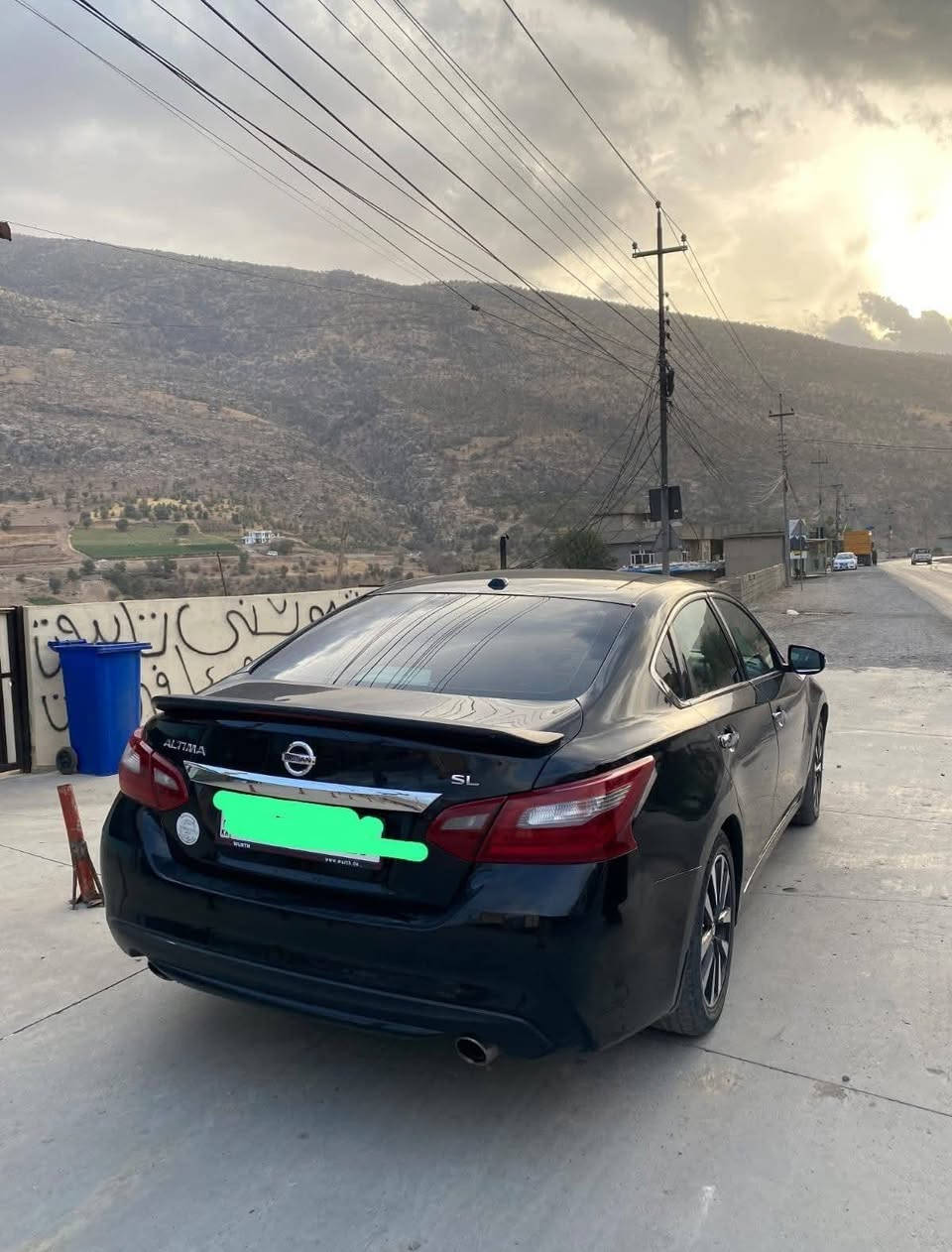 نیسان ئالتیما 2018 sl رەشی قەتران 
فرۆشتنی خێرا 106 
جەمپی پێشی هەیە دوو پارچە سبوغ (بۆنیت و چاملغ) 1 پارچە رەش و 4 ساردەکوت   ئێرباگ  تەنها سوکان سیستم 

گێڕومەکینە بەشەرت 
 فول مواسەفاتی بێ سلاید
کوشین هیتەر و سوکان هیتەر
تەحدید سرعە و حەساس
دەبرید مەرکەزی
بەسمەو شغال
ویل کرۆم
دژە خلیسک
کوشین کارەبای و سوکان ڤۆلیۆم
سەماعە بۆس
91hazar mile roshtwa 

***********
