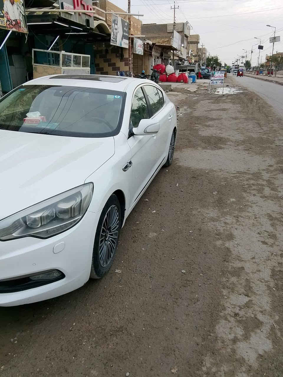 كيا كورس 2014 خليجي الدولية
رقم بغداد الجديد الانگليزي بأسمي 
🟢فتحة سقف
🟢اشاير بالمري + شفط 
🟢مري قلاب مع البگ
🟢انارة ترحيب باليدات والمرايات الجانبية
🟢خمس بصمات ابواب + صندوق
🟢٤ جامات اوتو 
🟢خمس بردات 
🟢البردة الخلفية كهرباء
🟢اوتو هولد 
🟢انظمة قيادة (عادي/سبورت/ايكو/ثلوج)
🟢تبريد ٣ قطع نظام مناخ منفصل 
🟢انارة بالدوسات الابواب
🟢كشنات جلد +تدفئة وتبريد +كهرباء
🟢تحكم مركزي من المقاعد الخلفية
🟢المري الجانبية والداخلية عاكسات للضوء
🟢حساسات امامي خلفي 
🟢زراك لايت 
🟢كامرة خلفية
🟢كامره امامي
🟢ويل ١٨
🟢تخم تاير جديد 
🟢فول تحكم استيرن
🟢شاشة
🟢كشنات خزن +تحكم كهرباء
🟢السيارة عليها ادامة كاملة من كلشي ما ناقصة اي شي وجاهزة للاخير گير محرك حدادية تبريد كهربائيات 

🔴بيها قطعتين صبغ الباب الخلفي والجاملغ الخلفي بدون حادث
مكان بغداد رقم *********** بيع او مراوس
