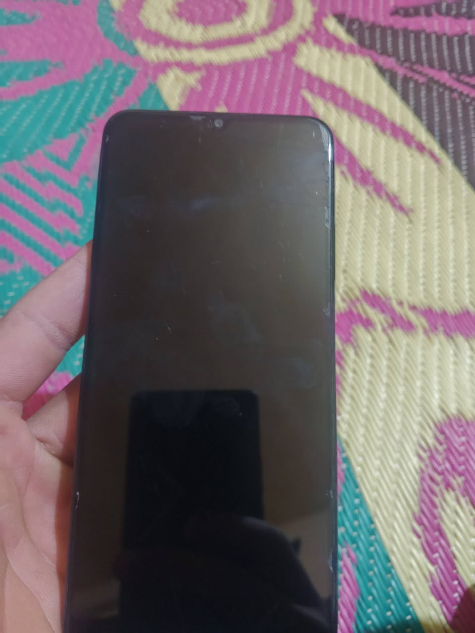 السلام عليكم
للبيع 
ريلمي c53
ذاكرة 128 
مبايل ما مفتوح شرط مامضروب برغي 
شاحنه 45 واط 
مبايل نضيف بمعنى الكلمه
#السعر 105 مستعجل علا بيعتو 
***********
