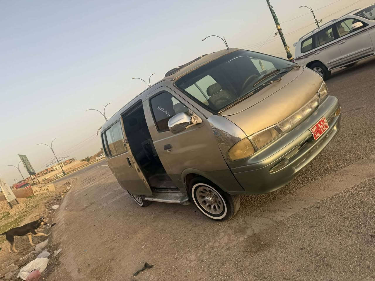 سلامو علێکوم برێجۆ 98 بۆ فە رۆشتن مزادێە کتاب مزاێداێ هه ێە  تە قە و ڕاقێ جرکێ تێا نێە سێارە زۆر تونتو تۆڵە مێکنە تازە تشفێتە بۆ نرخ جە رسکە ێان نامە بنێرە جواب کومێت نادامۆ ***********
