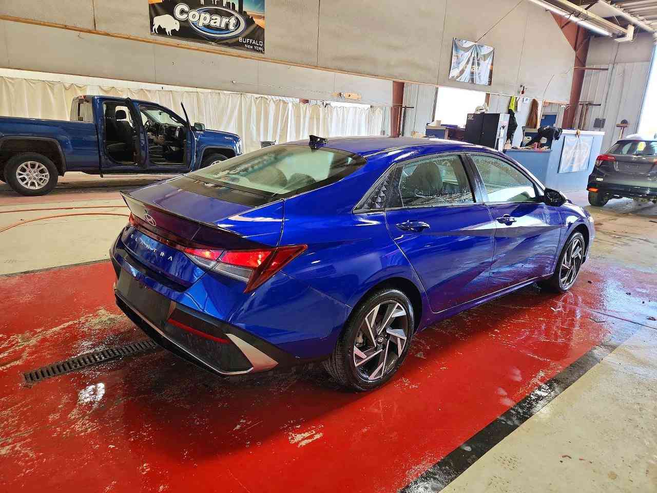 2025 HYUNDAI ELANTRA SEL SPORT  49940406  مزادها باجر الاثنين  يبلش


**إذا كنت صاحب هذا الإعلان وتريد حذفه لأي سبب، رجاءا أرسل رسالة إلى الدعم الفني**