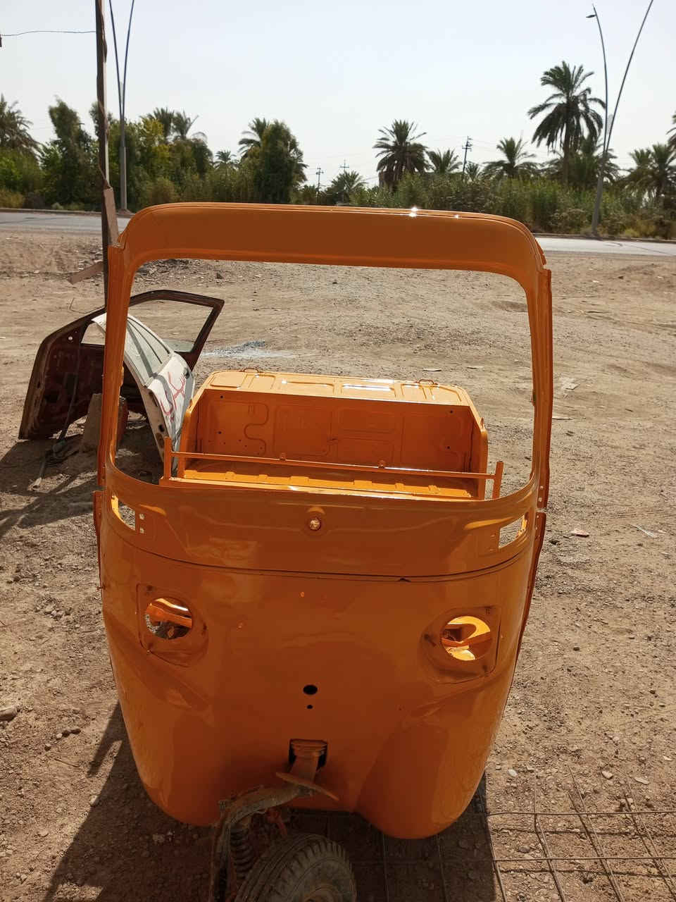 خوان سمكره + صبق حراري + بولش وتكحيل العنوان رحمه قرب افران دبي  ***********
