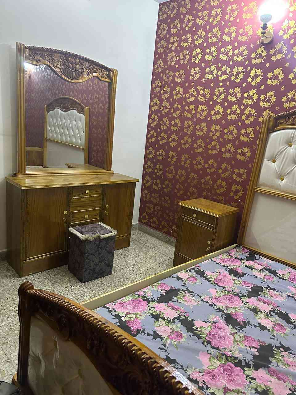 غرفة 6 ابواب 
الوجه صاج الداخل خشب عادي  القاعدة 
بلوك الضهر جرجوبة براغي 

*القياس 
الكنتور ارتفاع   220 سم وعرض 360سم 

توصيل بغداد مجانا اطراف 25
توصيل محافظات قريبة 75

السعر 960 الف بغداد, العراق


**إذا كنت صاحب هذا الإعلان وتريد حذفه لأي سبب، رجاءا أرسل رسالة إلى الدعم الفني**