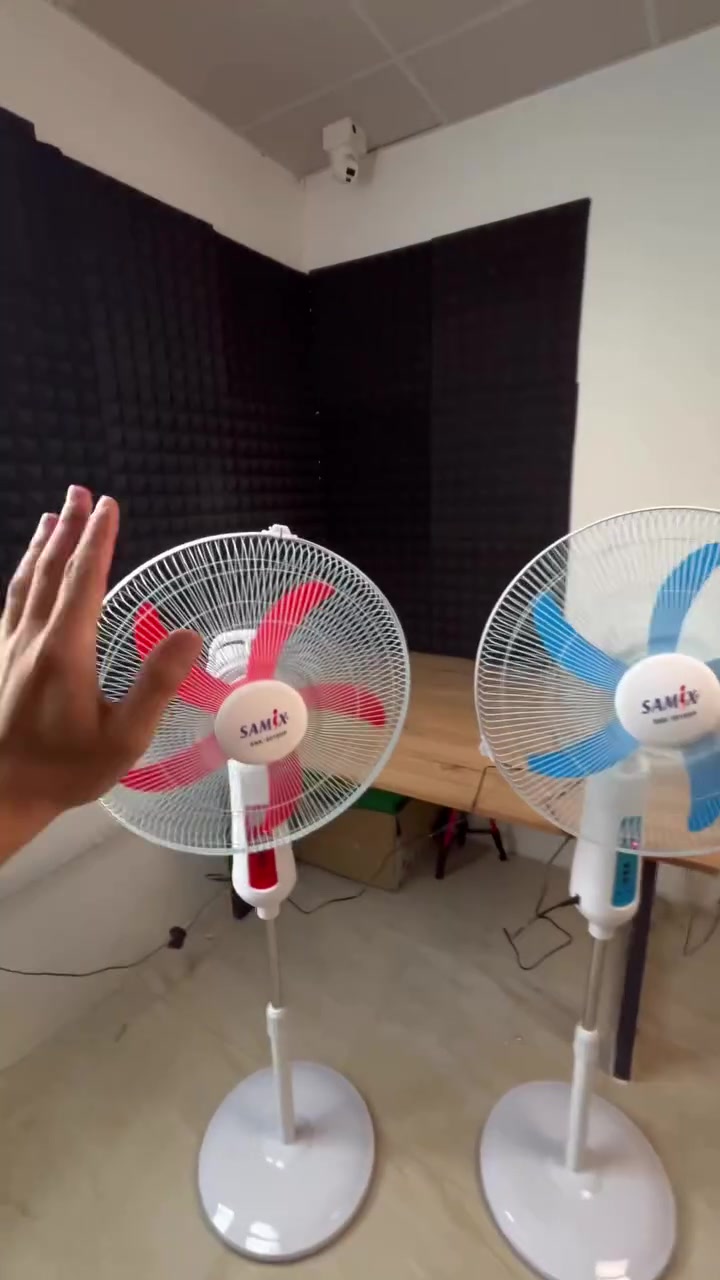 طفت الكهرباء وما تقدر تنام من الحر؟ مروحة سامكس 18 إنش هي الحل! ☀️😫

مروحة عمودية جبارة تشتغل شحن لغاية 11 ساعة متواصلة لراحة تامة ✨

فيها لایت LED قوي ينور لك المكان، يعني تهوية وضوا بقطعة وحدة 🦾

الميزة الأقوى: تقدر تشحن موبايلك منها بمخرج USB للطوارئ 📱⚡️

5 ريش بتصميم انسيابي لدفع هواء مثالي مع 3 سرعات مختلفة ✨

تدعم الشحن الكهربائي والشمسي ومعاها ضمان حقيقي لمدة سنة كاملة 🛡️💎

اطلبها الحين وريح بالك من حر الصيف.! 👇
  #صيف #حار #برد #مروحه #بنكة #شحن


**إذا كنت صاحب هذا الإعلان وتريد حذفه لأي سبب، رجاءا أرسل رسالة إلى الدعم الفني**