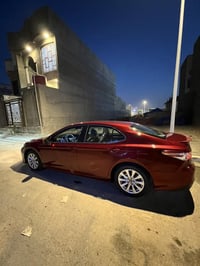 تويوتا كامري موديل 2018 le حادثها بس بنيد السعر ١٦٨  الاستفسار 0783800...