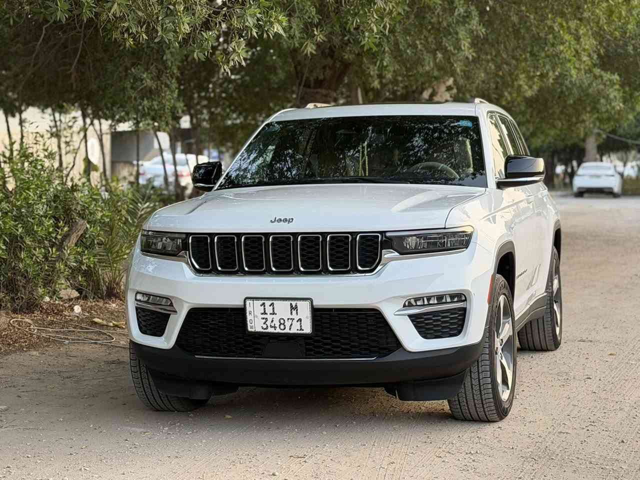 جيب گراند شيروكي - Jeep Grand Cherokee
خليجية وكالة هارلم مكفولة ٢٠٢٣ 
‏فئة( LIMITED) مكينة ٦ سلندر 

ماشية ٤٦
فول مواصفات ‏‎‏‎لمتيد

‏‎‏‎- بصمة تشغيل 

‏‎‏‎- بصمة أبواب 

‏‎‏‎-تشغيل عن بعد 

‏‎‏‎-ترحيب عند الاقتراب 

-رادار امامي 

-رادار جانبي 

-رادار خلفي 

- توقف ذاتي خلفي

‏‎‏‎-كشنات جلد 

-اشاره بالمرايه 

-حساس امامي خلفي 

‏‎‏‎-شاشه كبيره تدعم نظام الأبل كار باي ونظام الاندرويد

-شاشه عداد ديجتال

-فتحت سقف  بانوراما

‏‎-اوتو ستوب

‏‎-وضعيات قياده 

- سستم صوت الباين

‏‎‏‎-كشنات كهرباء تدفئة تبريد 

-كشن السايق خزن ميمور

-ستيرن تدفئة

‏‎‏‎- تبريد مركزي 

‏‎‏‎- بگ لايت LED 

‏‎-صندوق كهربائي

‏‎‏‎-فول تحكم ستيرن

‏‎‏‎-تحديد سرعه 

‏‎‏‎-مانع انزلاق 

‏‎‏‎-ليد نهاري

‏‎‏‎-كامره خلفيه دواره 

‏‎‏‎باقي المواصفات معروفه 

‏‎‏رقم السياره بغداد باسمي 

‏‎‏‎للأستفسار.     — ***********
