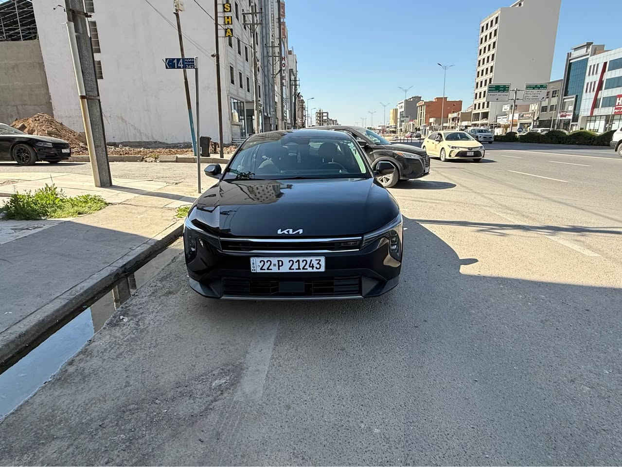 كيا K4 للبيع
موديل 2025
حادث بنيد وجاملغ صبغ بدون دواخل
ايرباك دركه وراجع سستم
رقم أربيل هزة و سنوية وفحص جديد بأسمي سنوية تحويل ثاني يوم
مواصفات 
بصمة
تشغيل عن بعد
ترحيب بالأبواب
شاشة متصلة
هاند بريك بصمة
اضوية داخليه لد لمس
لايت أربع عدسات
رادار جانبي وخلفي
نقطة عمياء
اوتو ستوب
جنطة ذكية
قيادة ذاتية
تحكمات ستيرن
شحن لاسلكي
محرك 2000 دوش
السعر 163 وبيها مجال بسيط
مكانها بغداد شارع حيفا 
للاستفسار *********** بغداد, العراق
