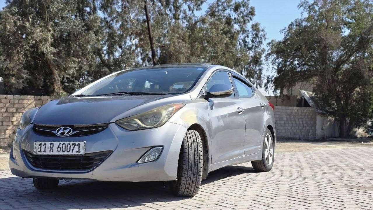 للبيع
السلام عليكم 
النترا 2013 امريكي
بأسمي رقم بغداد 
السيارة لمتد 
محرك 1800 دوش
فتحة 
تدفئة كشنات 
ويل كب
 اشاير مري 
السيارة ماشية 200 الف ميل 
سونارها وحادث أمريكا بالصور 
صبغ حزام عدى الجنطة والبنيد ابيع حزام 
بدون دواخل بدون شواصي 
بجم كبس
السيارة عليها منظومة تبريد كاملة جديدة 
تبريدها ثلج 
نقصها فقط حدادية 
بيها طخه وجراد موضحه بالصور
مكان السيارة بغداد / شارع فلسطين 
السعر 87$ بيها مجال بسيط
للتواصل واتساب: ***********
