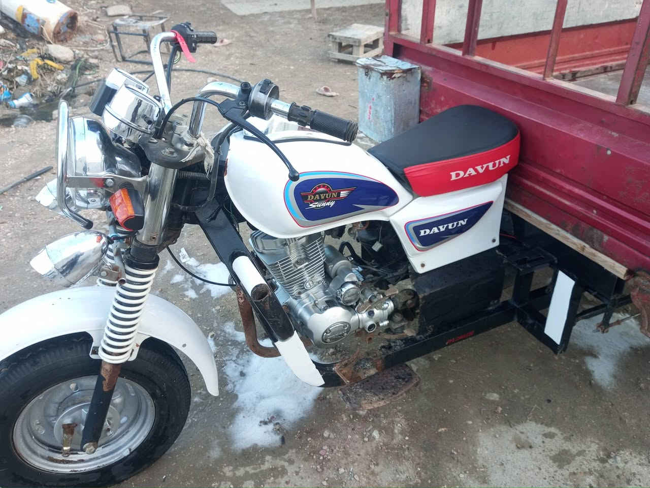 السلام عليكم ستوته للبيع موديل 13 اوراق شاص مصبو حراري مكينه جديده كهربائيات شغاله شاصي مقفول اللون ابيض بدي بلاد ما مقصوص ناصريه مركز سعر 1,550 🌹😘***********
